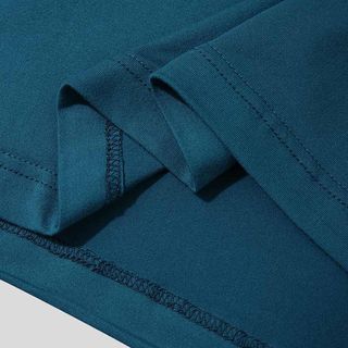 Camiseta de cuello alto para hombre