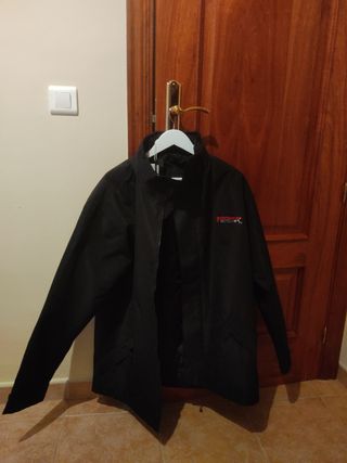 CAZADORA HOMBRE 2XL SIN ESTRENAR 