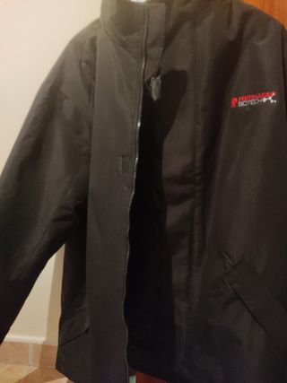 CAZADORA HOMBRE 2XL SIN ESTRENAR 