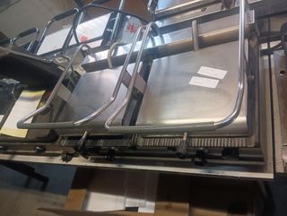 plancha sandwichera tostador industrial B13
