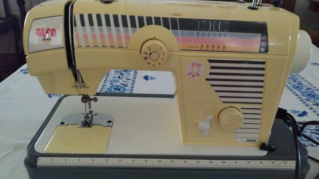 Máquina de coser Alfa Prima