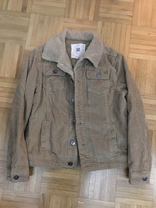 Cazadora de pana estilo vaquero