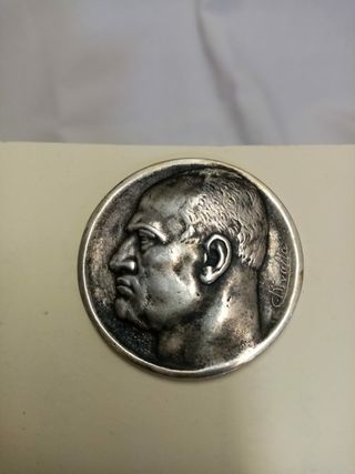 Benito Mussolini, gran medalla de plata, anv. Retr