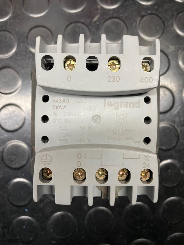 Trasformatori vari (9 unità)