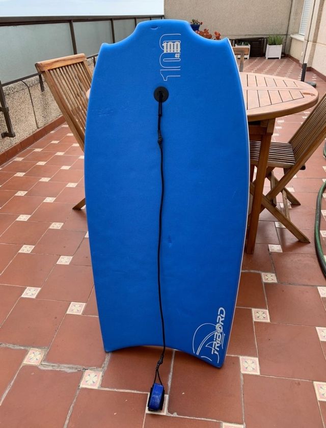 Tabla de Surf azul (Marca Tribord) +Invento de segunda mano por 15 EUR