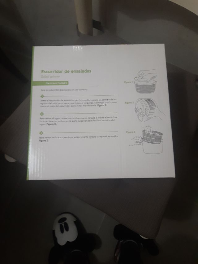 Scolapiatti per insalata