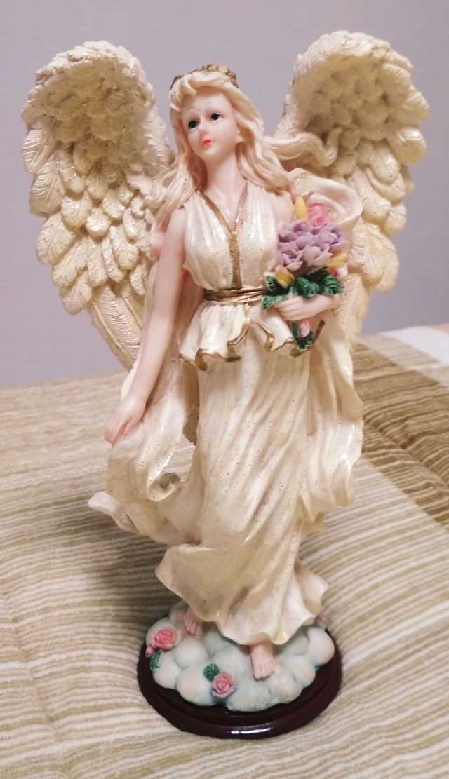 Figura ángel decoración