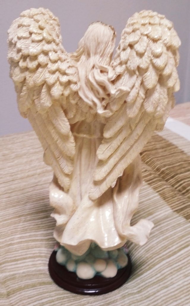 Figura ángel decoración