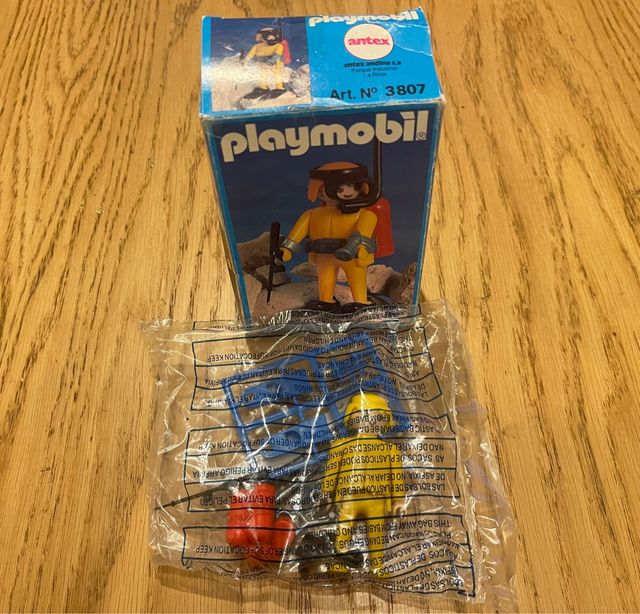 PLAYMOBIL 3807 BUZO