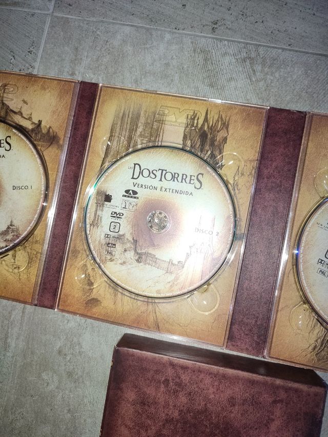 DVD El señor de los anillos.