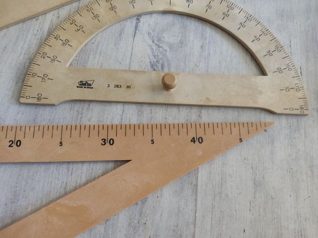 cartabon y semicírculo vintage