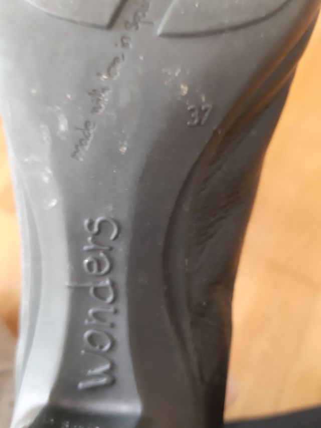 Zapatos Wonders Talla 37