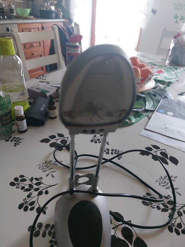 lampada da tavolo comodissima