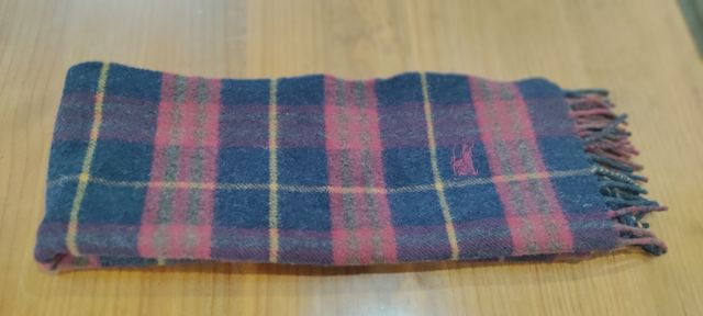 Bufanda de cuadros de marca Burberrys