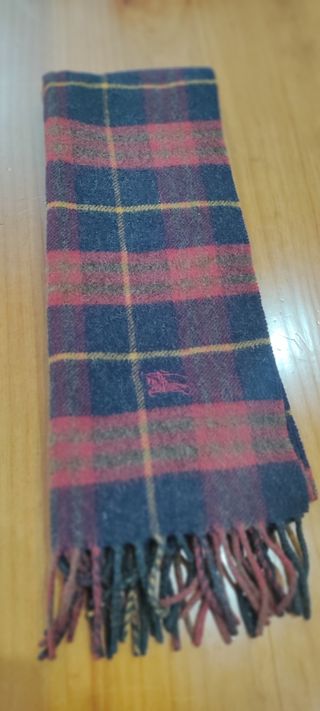 Bufanda de cuadros de marca Burberrys