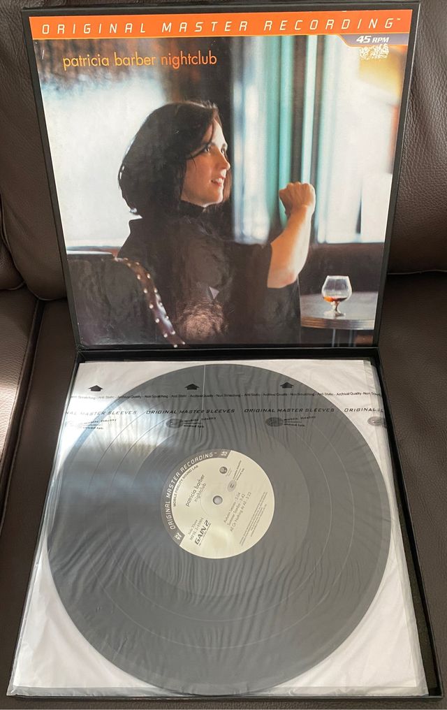 Patrícia Barber, Locale notturno