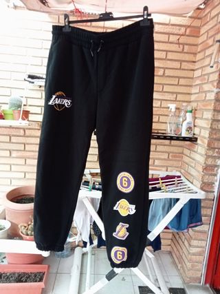 vendo pantalón de chandal unisex