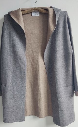 Chaqueta punto capucha 3/4. 13-14 años.