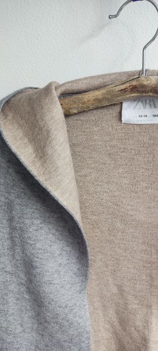 Chaqueta punto capucha 3/4. 13-14 años.