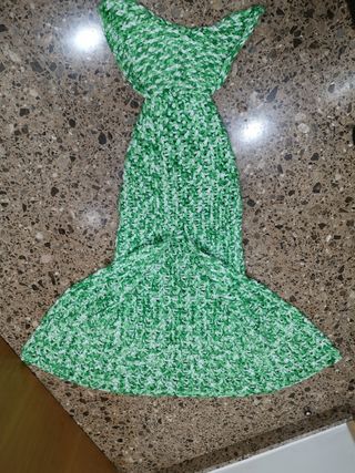 Manta crochet cola sirena hecha a mano
