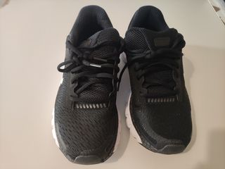 Zapatillas Under Armour Hovr Infinite 2 negro blan