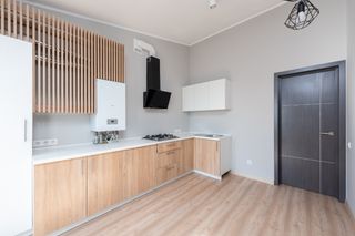 Colocación Parquet y Zócalos Lacados 698734305
