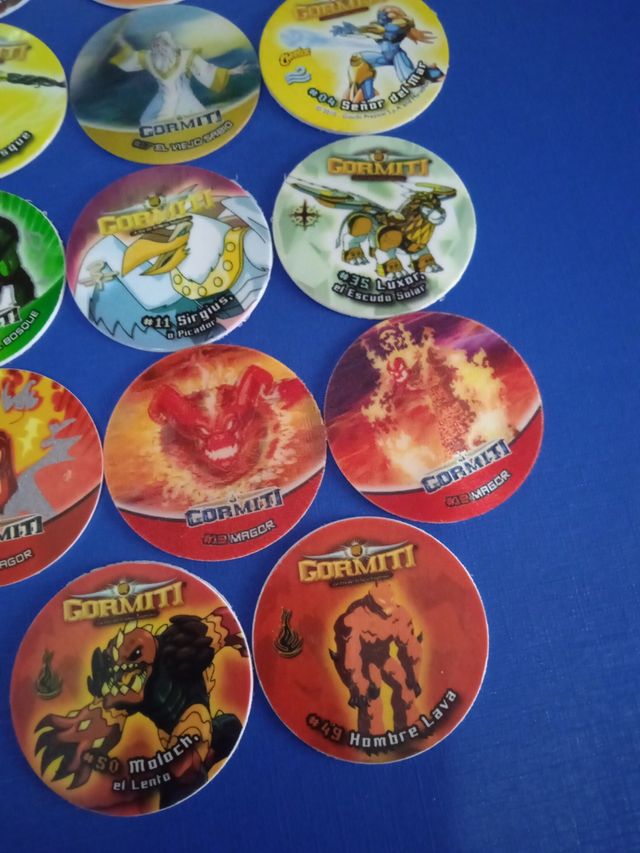 14 Tazos de Gormiti 