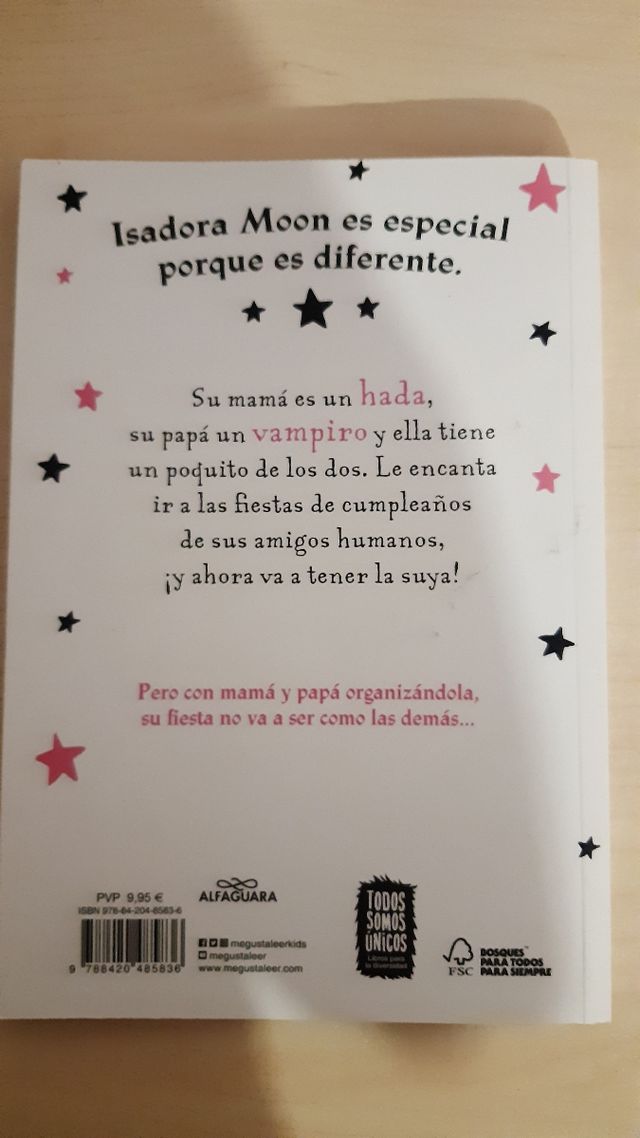 isadora moon va de viatge y va al colegio