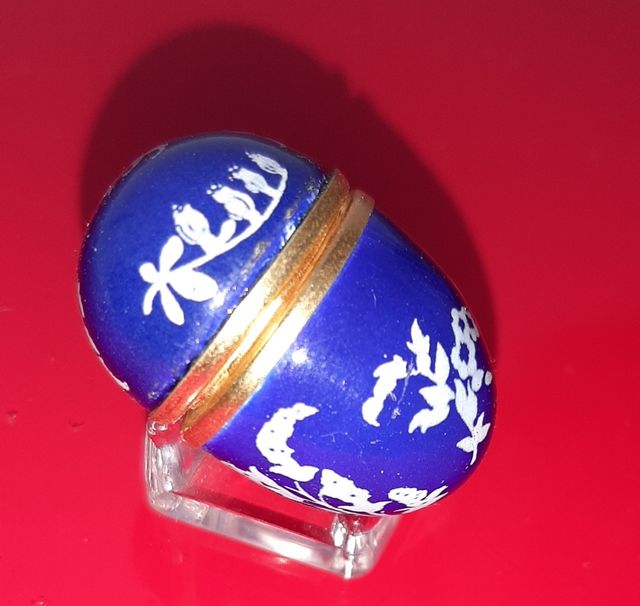 Huevo Halcyon Days Enamels