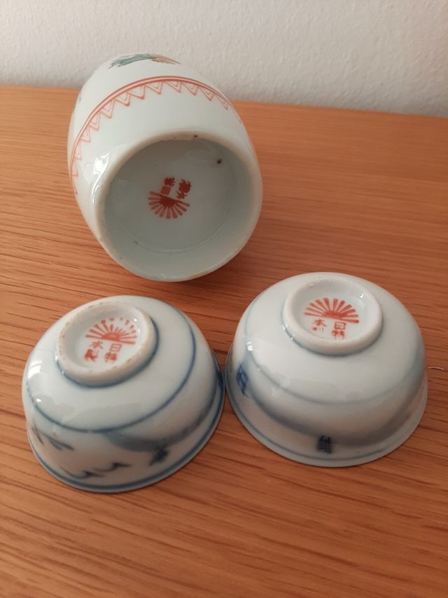 Servicio sake porcelana