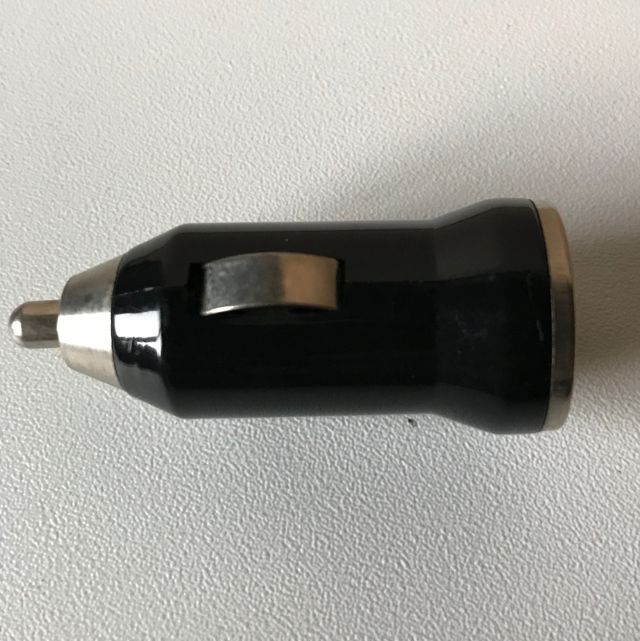 Adattatore caricabatterie USB 12v-24v per auto