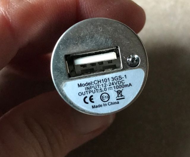 Adattatore caricabatterie USB 12v-24v per auto