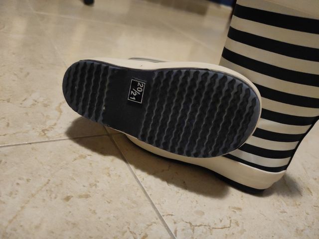 botas agua Batela t-21