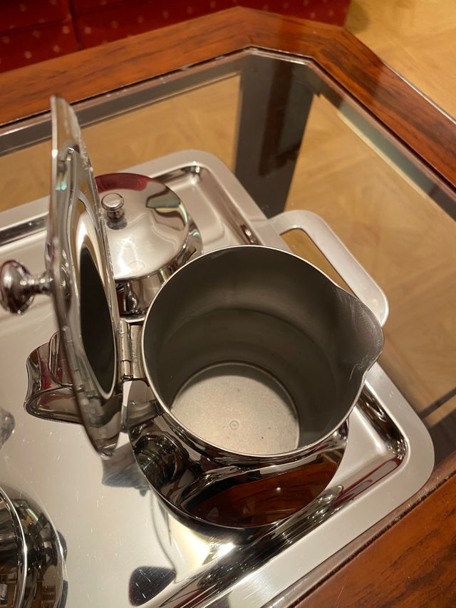 Servicio de café con bandeja