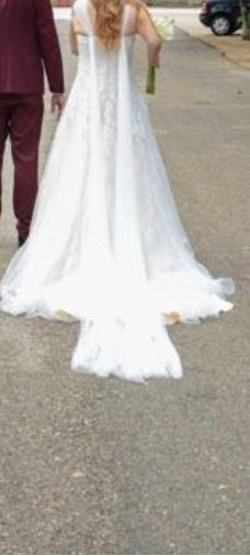 Vestido novia de encaje. 