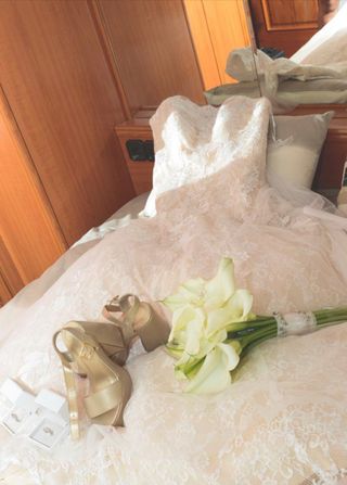 Vestido novia de encaje. 