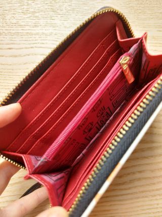 Monedero billetero de Desigual.