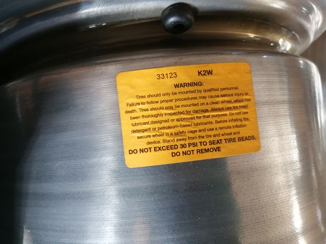 LLANTAS DESMONTABLES 13 4X100 MAGNESIO ULTRALIGERA