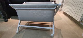 Minicuna con sabanas y colchón extra