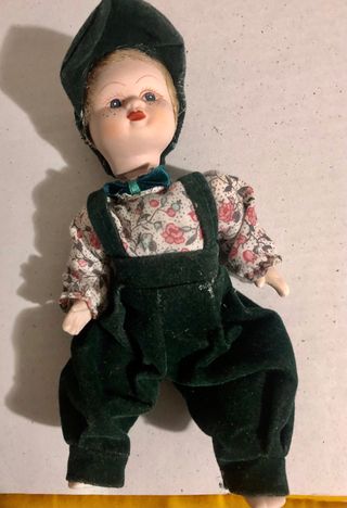 Muñecos de porcelana