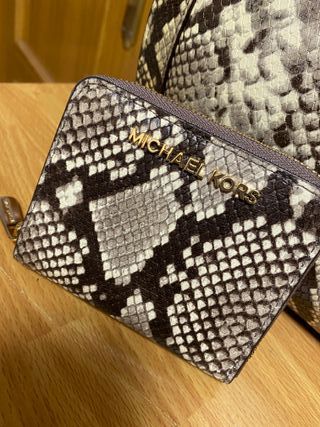 Cartera Michael Kors auténtica