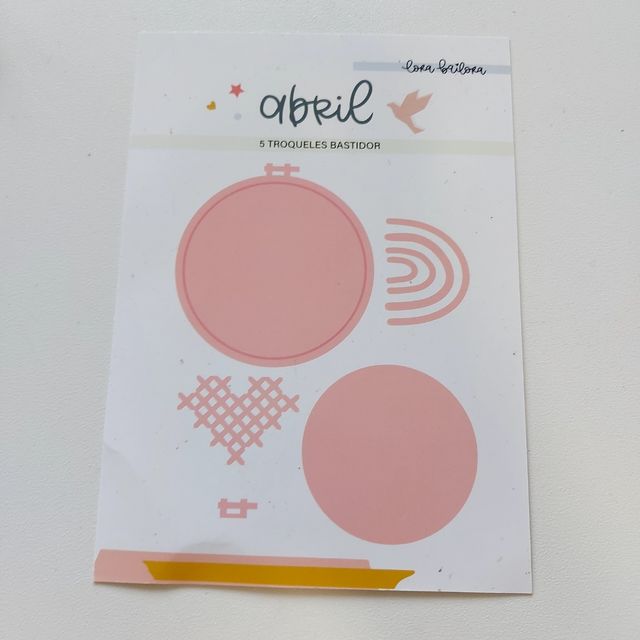 Troqueles de Lora Bailora