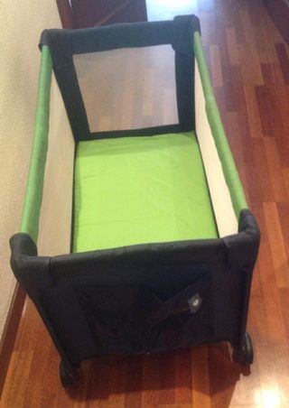 Cuna de viaje BBY + colchón