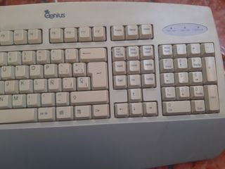 Teclado Genius y ratón