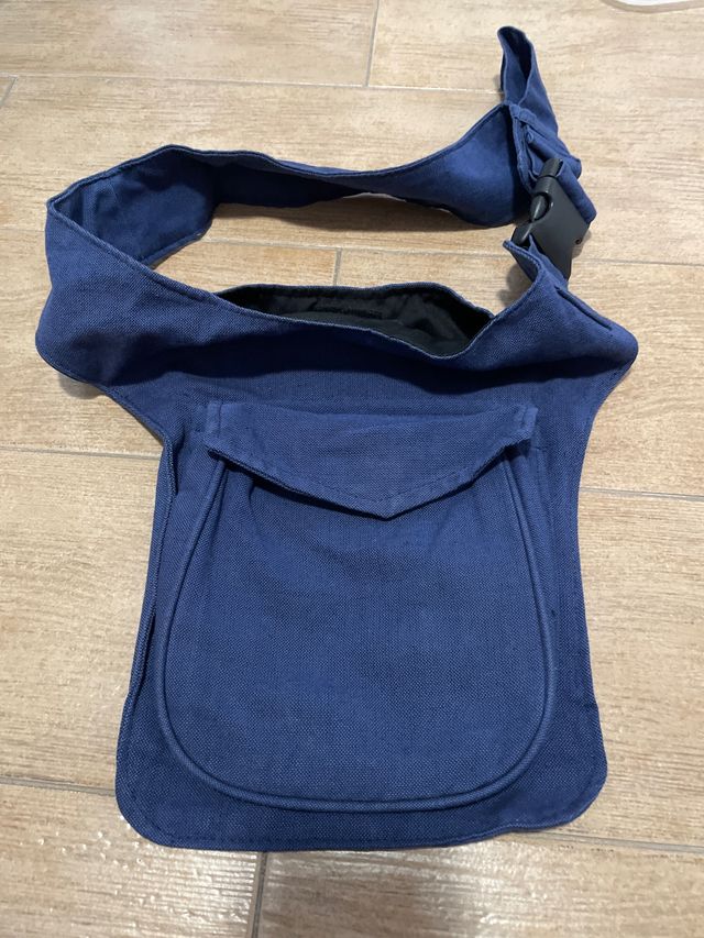 Riñonera azul marino