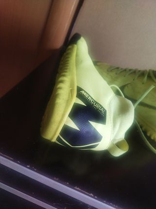 botas de fútbol 