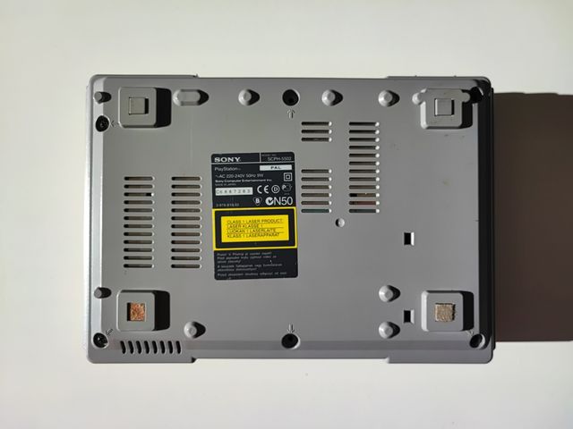 Sony PlayStation 1 completa en perfecto estado