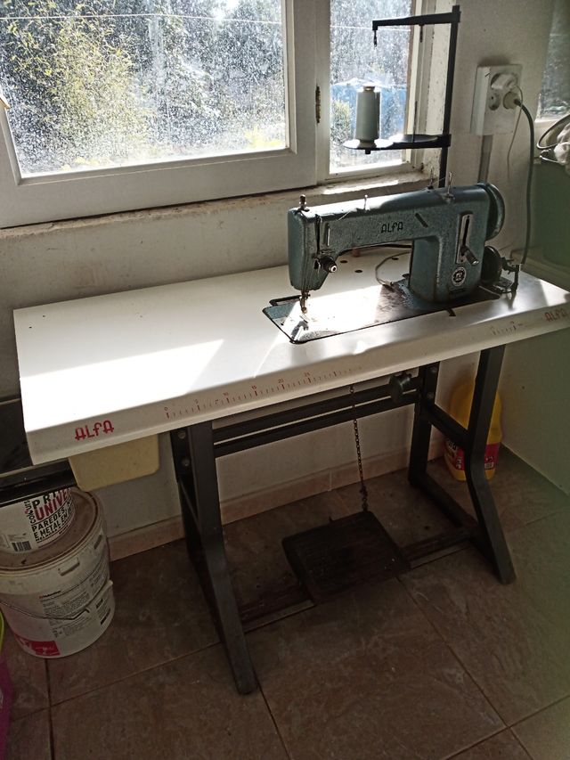 maquina de coser plana