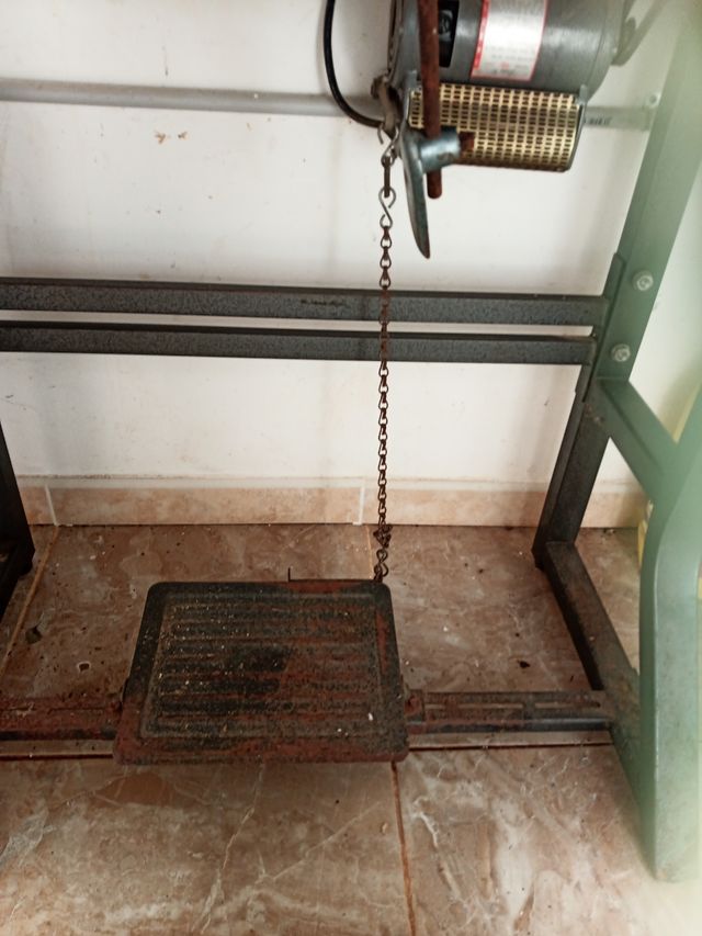 maquina de coser plana