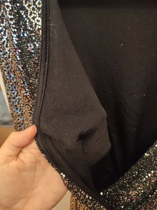 Blusa con brillos de Sfera